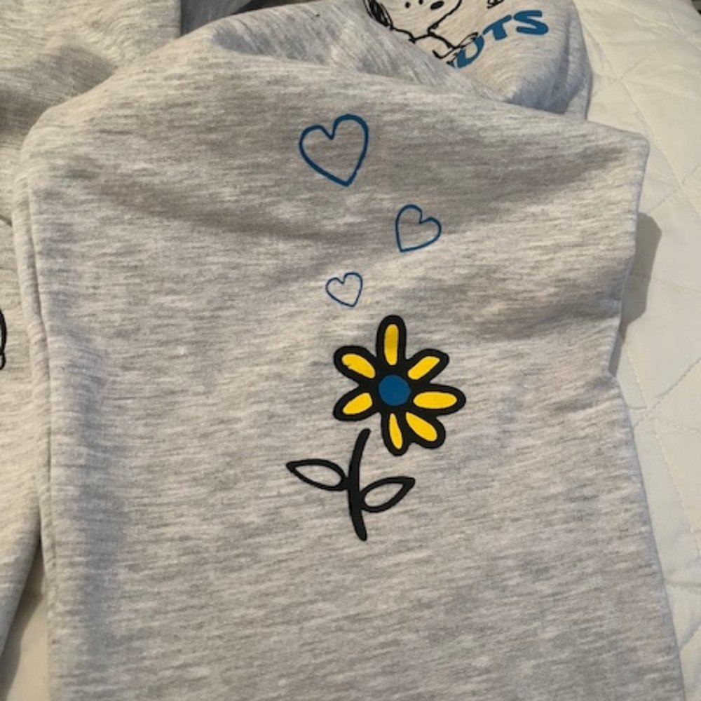 ***FIRM PRICE***Peanuts Sweat Set - Picture 10 of 11